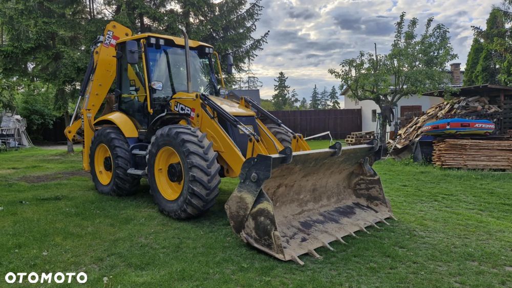JCB 4CX - 1