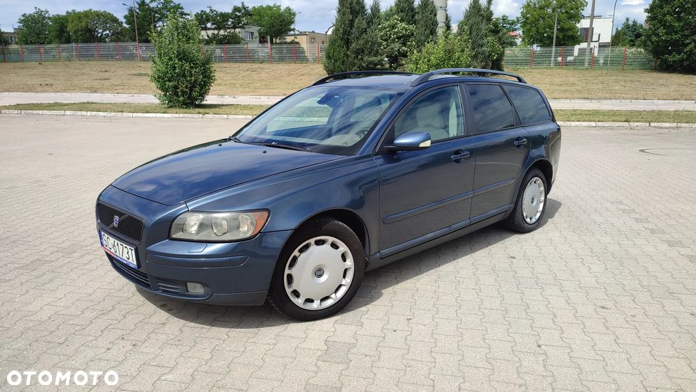 Volvo V50 2.0D Momentum - 1
