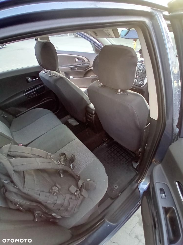 Kia Ceed 1.6 CVVT ISG Spirit - 6