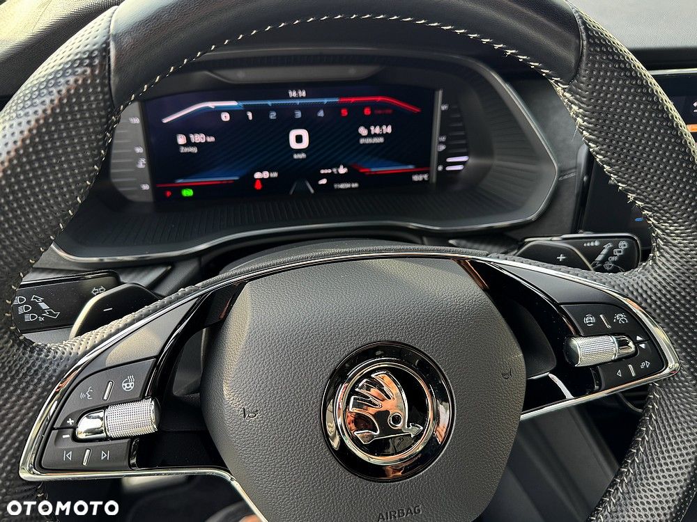 Skoda Octavia 2.0 TDI DSG RS Plus - 30