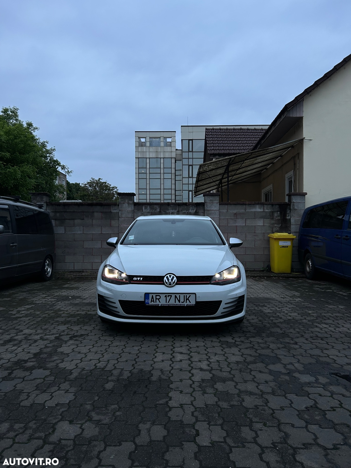 Volkswagen Golf 2.0 TSI BMT DSG GTI - 25