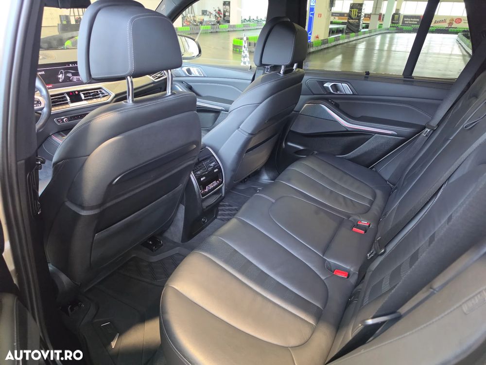 BMW X5 M M50d - 17
