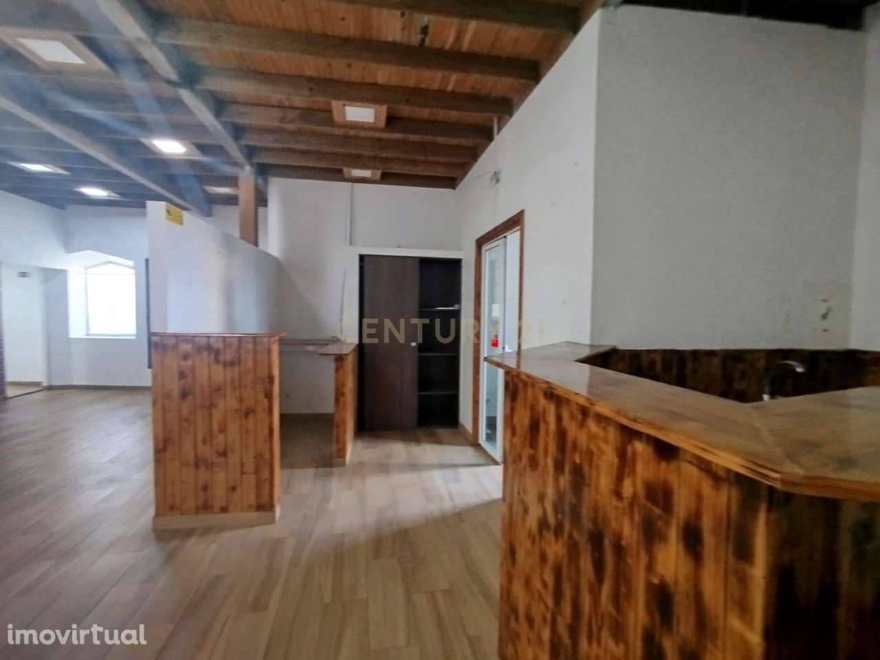 Loja na zona histórica de Samora Correia - Grande imagem: 2/16