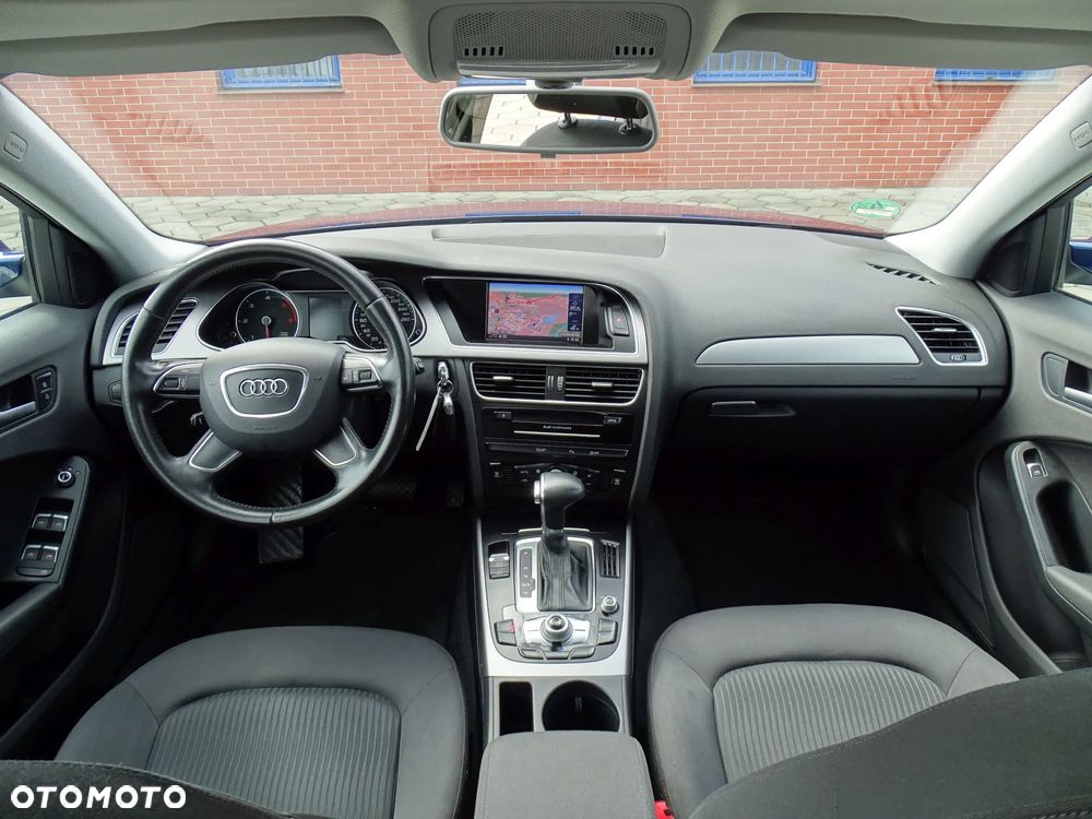 Audi A4 Avant 2.0 TDI Limited Edition Multitr - 8