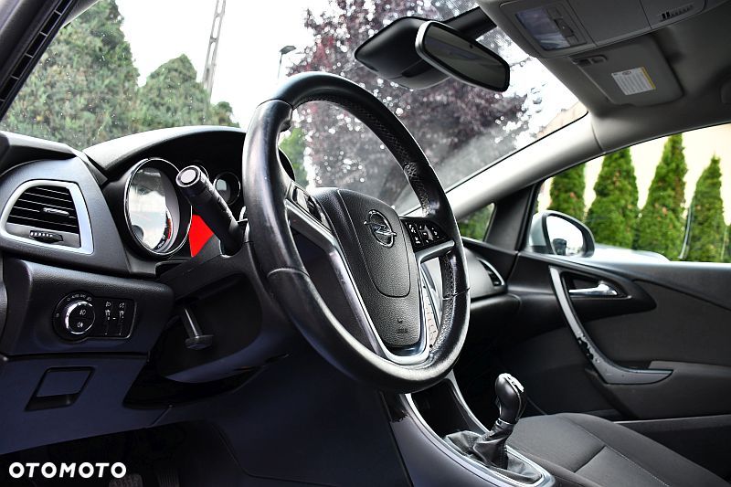 Opel Astra 1.4 Turbo Sport - 11