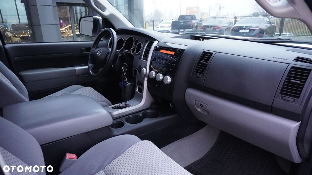 Toyota Tundra 5.7 4x4 Double Cab SR5 - 8