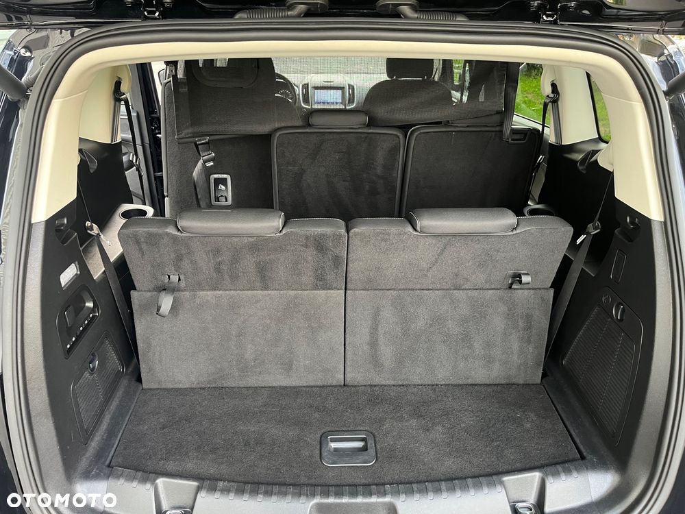 Ford S-Max 2.0 TDCi Titanium - 34