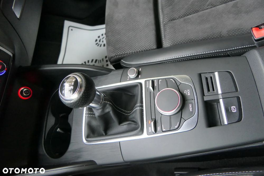 Audi A3 Sportback 1.4 TFSI cylinder on demand S line Sportpaket - 27