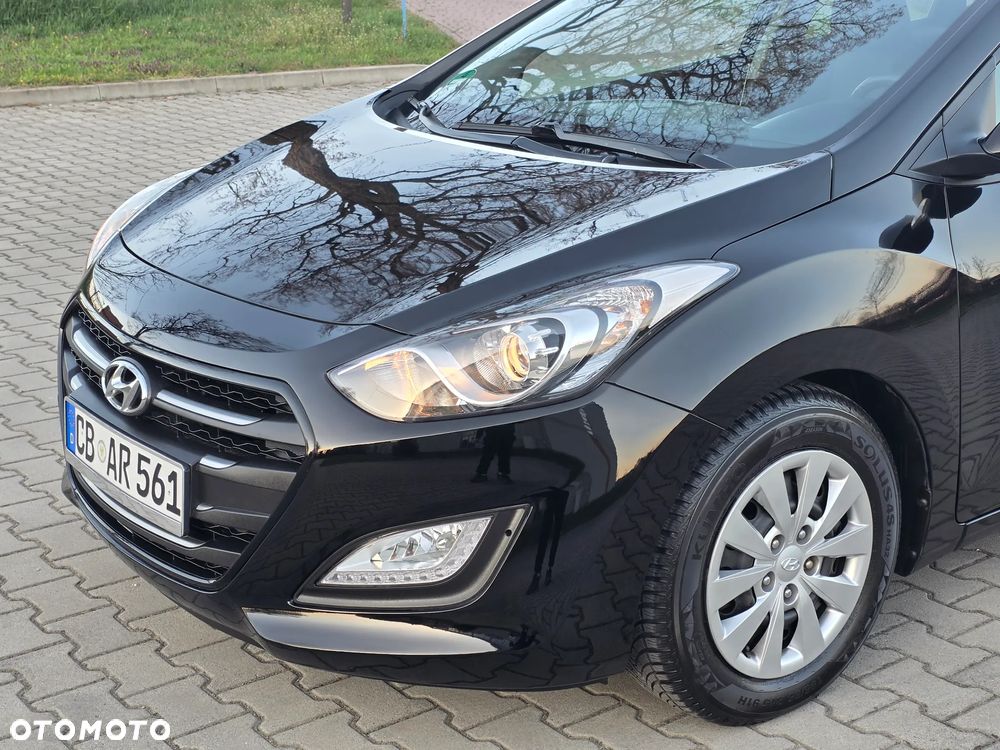 Hyundai i30 blue 1.4 Classic Navigation - 16