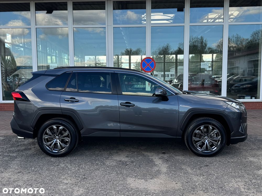 Toyota RAV4 - 6
