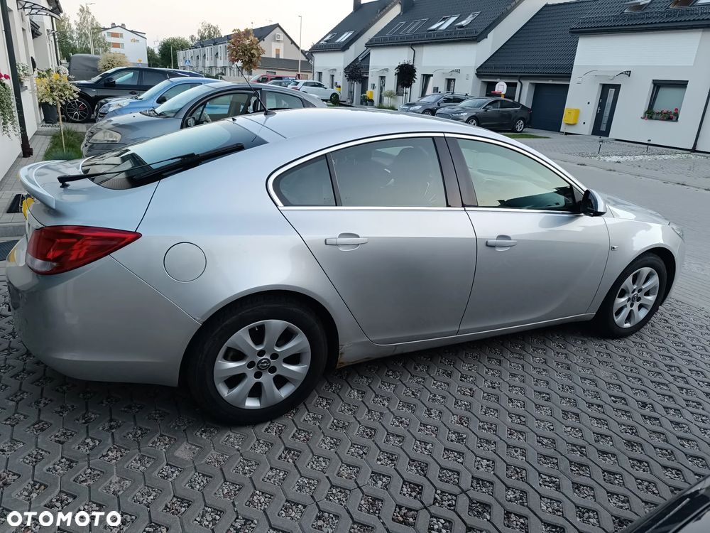 Opel Insignia 1.8 - 6