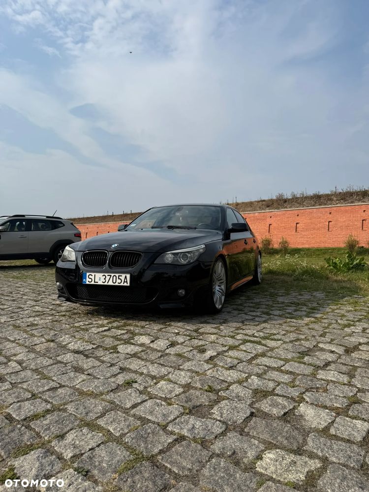 BMW Seria 5 550i Sport-Aut Edition Sport - 1