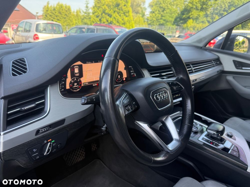 Audi Q7 - 17