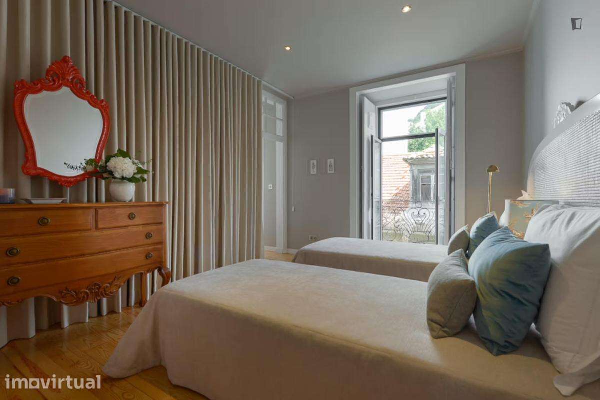 Apartamento com 1 quartos - localizado em Sé Lisbon - Grande imagem: 2/6