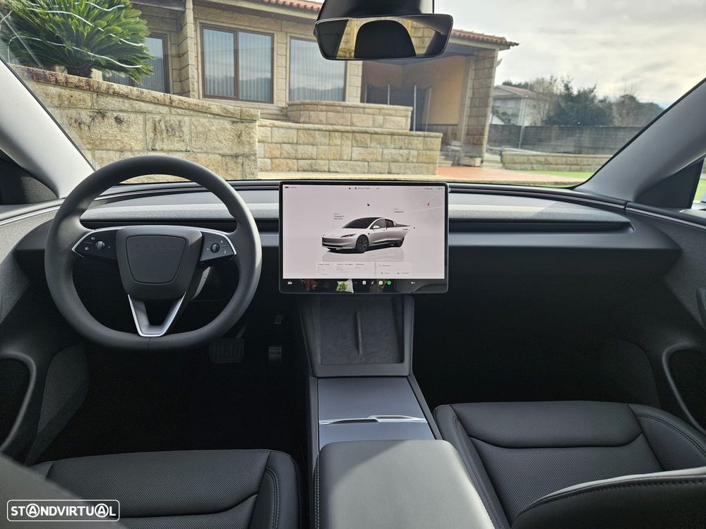 Tesla Model 3 Tração Traseira - 30