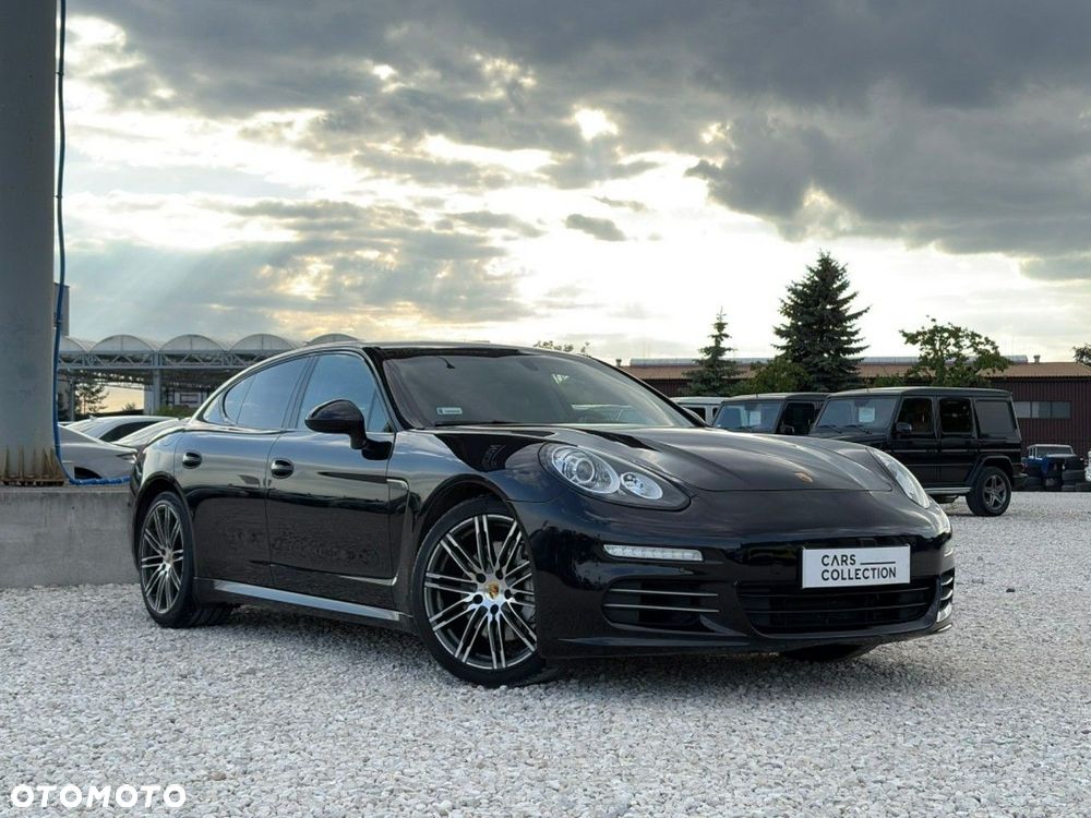Porsche Panamera 4S PDK - 1