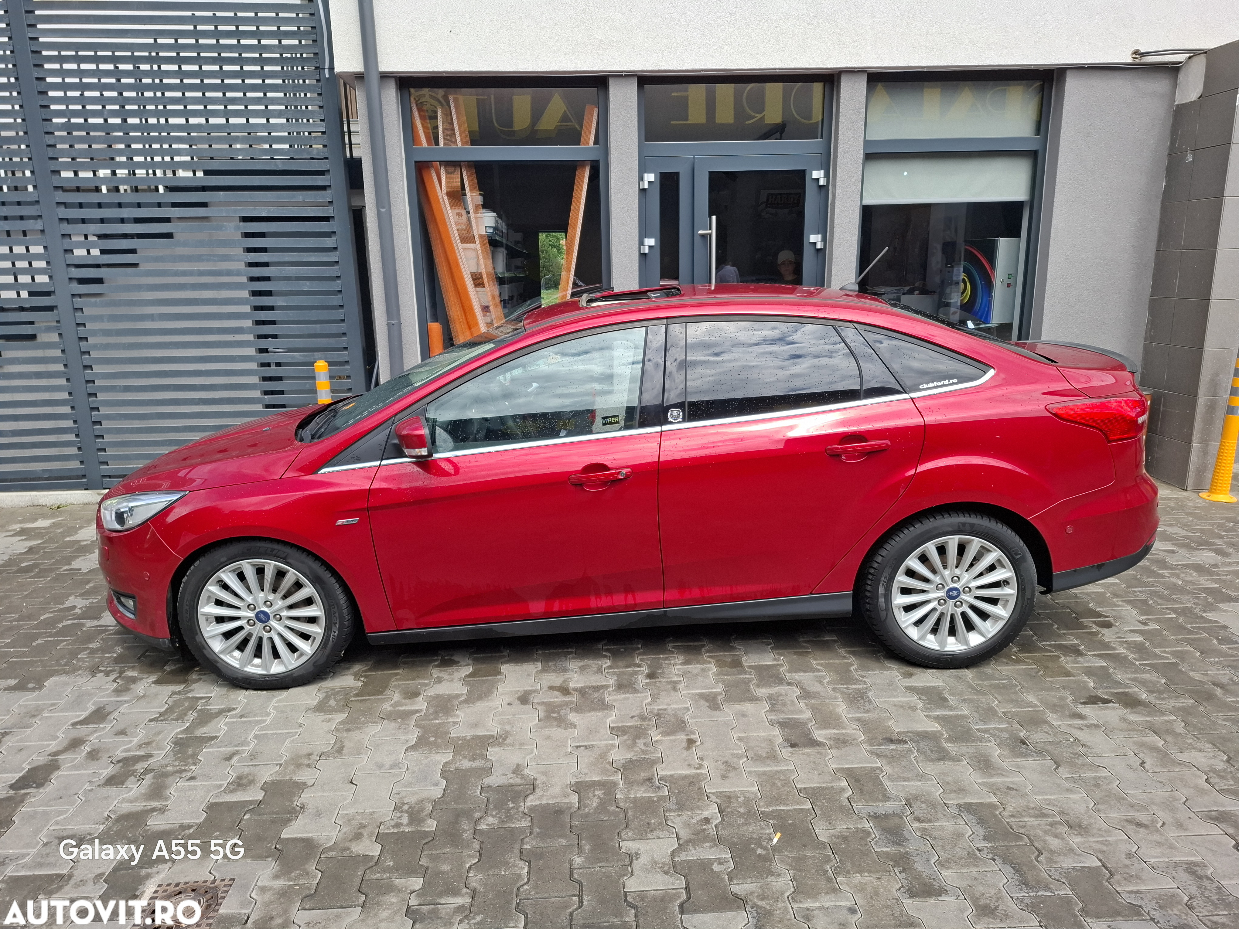 Ford Focus 2.0 TDCi Powershift Titanium - 2