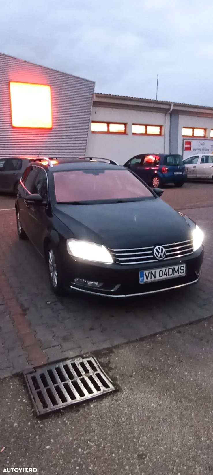 Volkswagen Passat Variant 2.0 TDI BlueMotion Technology DSG Comfortline - 3