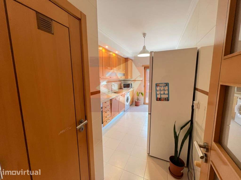 Apartamento T3 com Box em Caneças - Grande imagem: 2/22