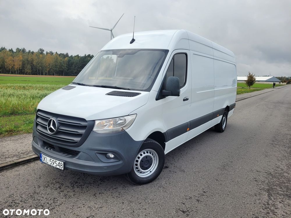 Mercedes-Benz Sprinter - 4