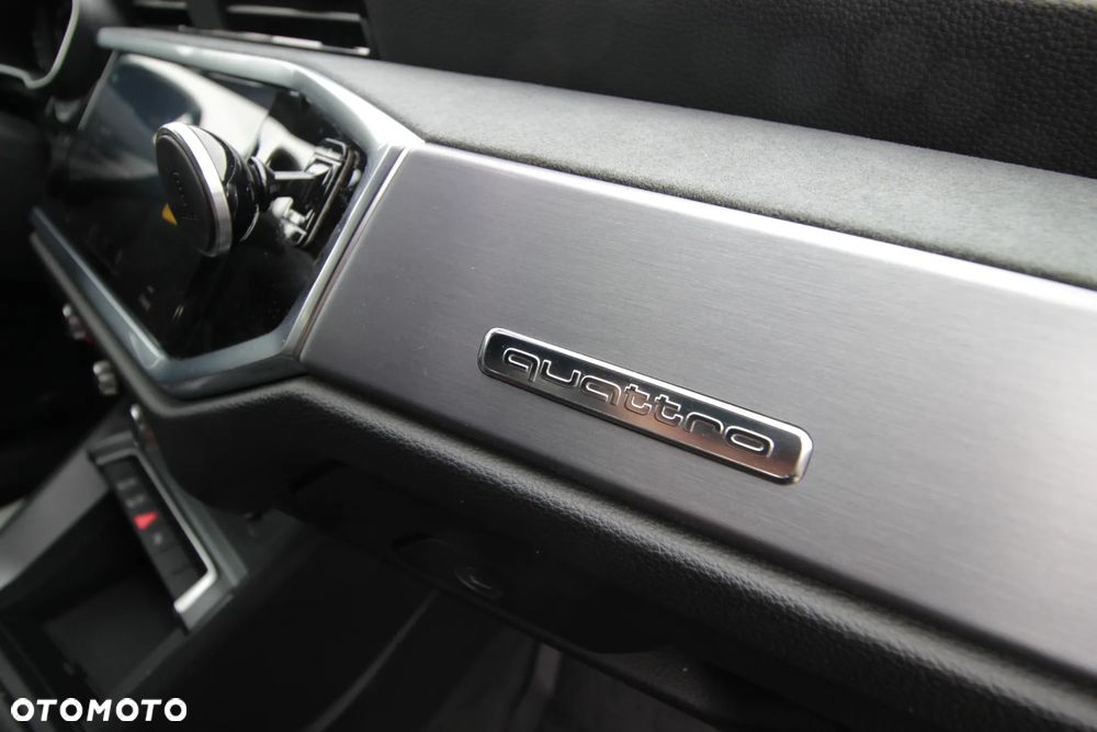 Audi Q3 40 TDI Quattro S Line S tronic - 19