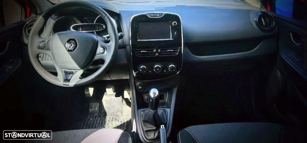 Renault Clio Sport Tourer 1.5 dCi GT Line - 12