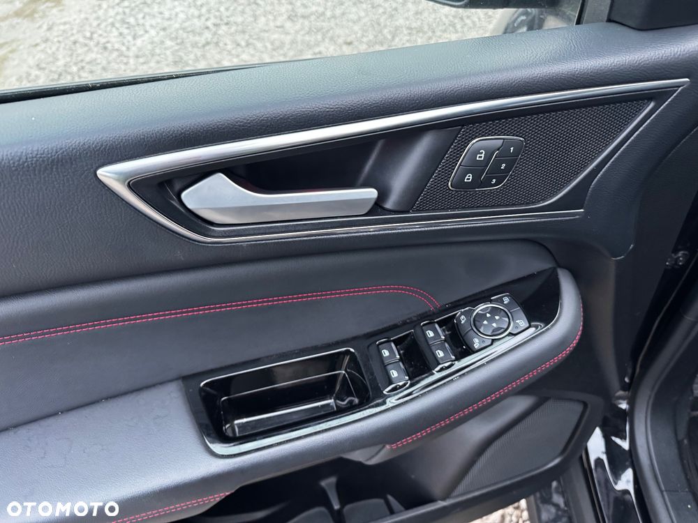 Ford S-Max 2.0 EcoBlue ST-Line - 29