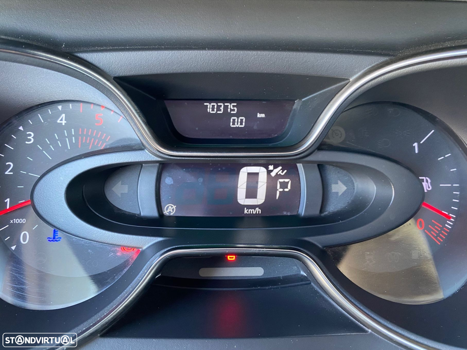Renault Captur - 31