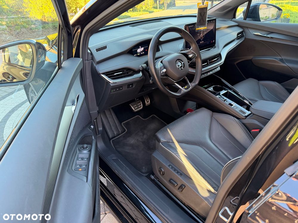 Skoda Enyaq RS 82kWh Maxx - 8