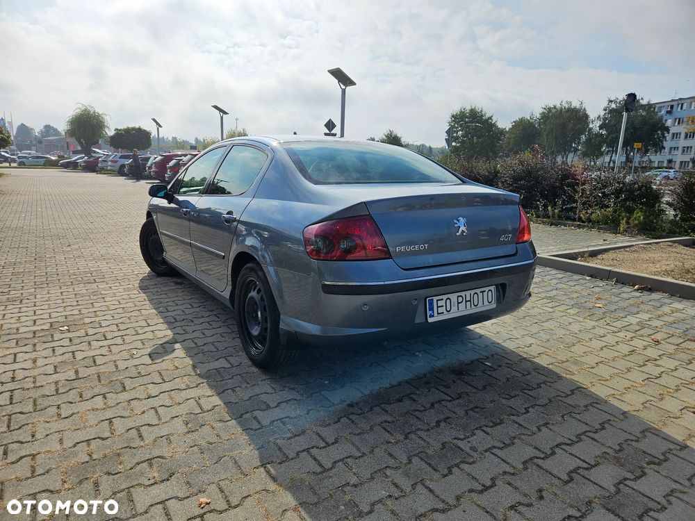 Peugeot 407 - 3