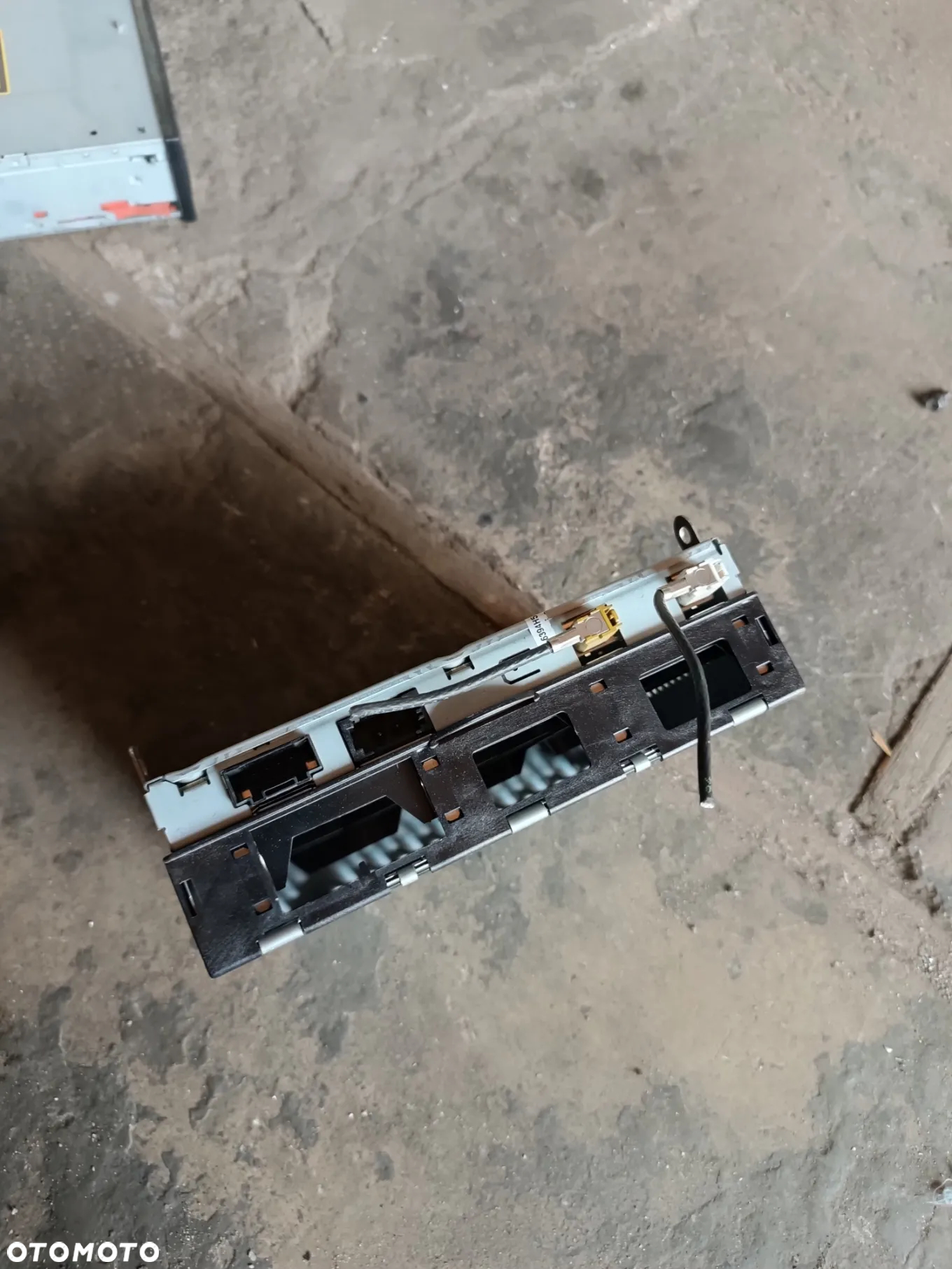 AUDI A6 C6 06R MODUŁ TUNER RADIA 4F0035541H 4E0910541M - 3