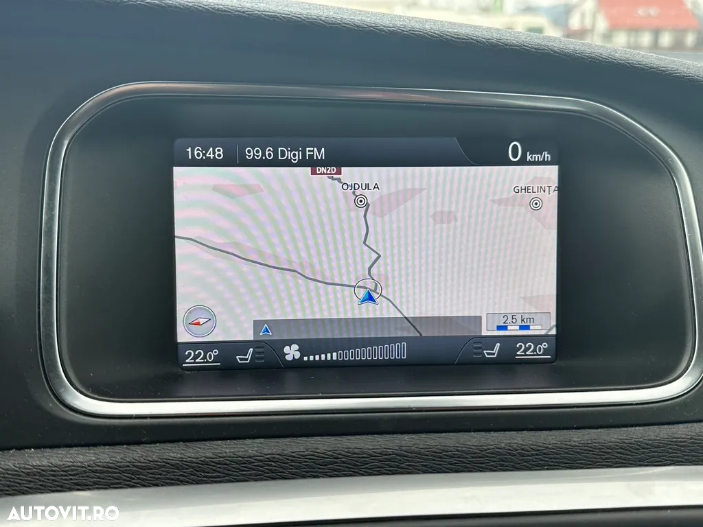 Volvo V40 D2 94g Momentum - 11