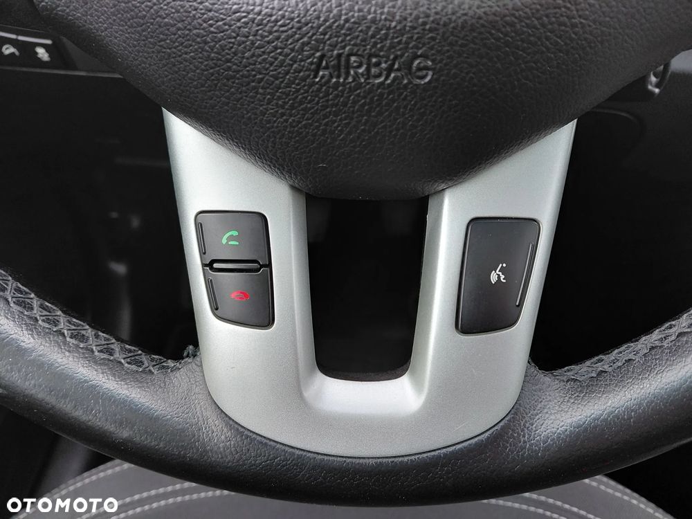Kia Sportage - 16