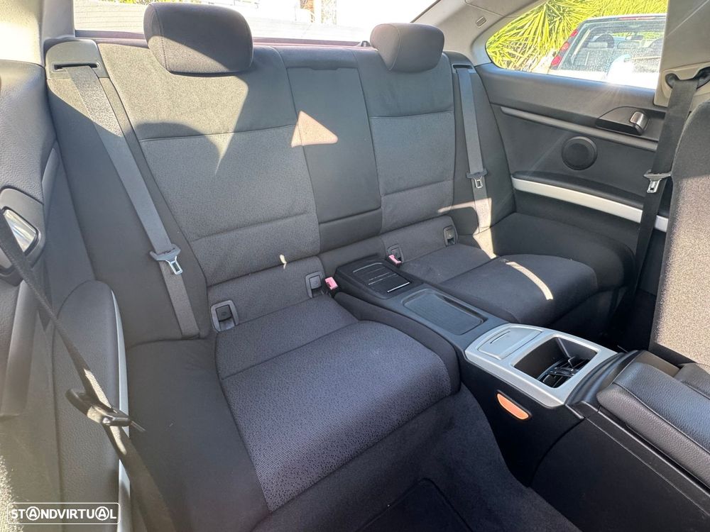 BMW 320 d Coupe - 11