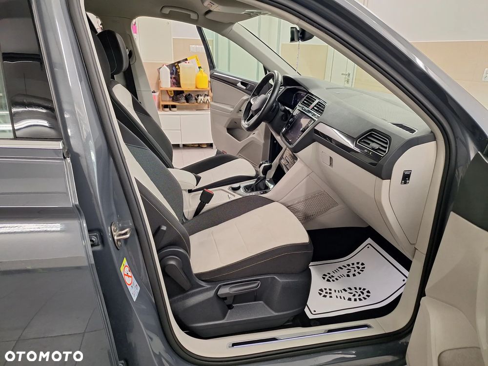 Volkswagen Tiguan 2.0 TDI SCR 4MotION DSG Elegance - 30