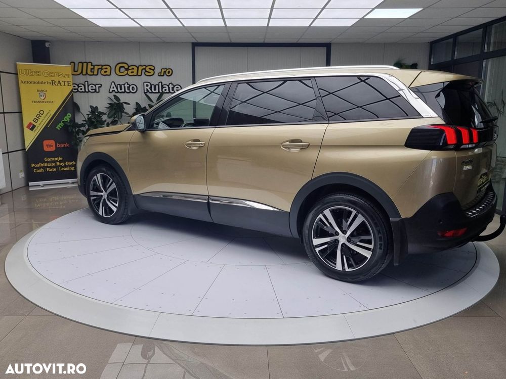 Peugeot 5008 - 5