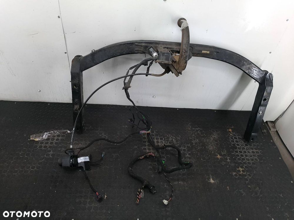 HAK HOLOWNICZY AUDI A6 C6 4F0800491C KOMBI - 1