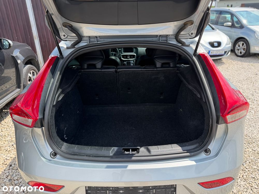 Volvo V40 D4 Drive-E R-Design Summum - 21