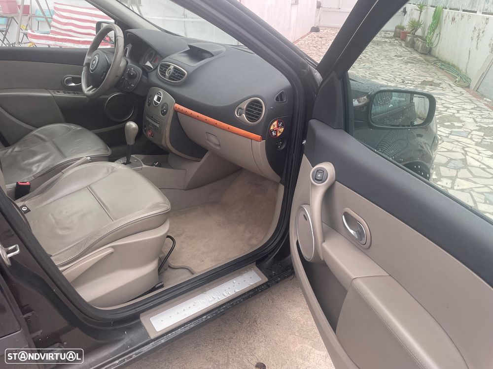 Renault Clio 1.6 16V Initiale Aut. - 6