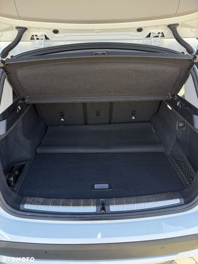 BMW X1 sDrive18i xLine - 20