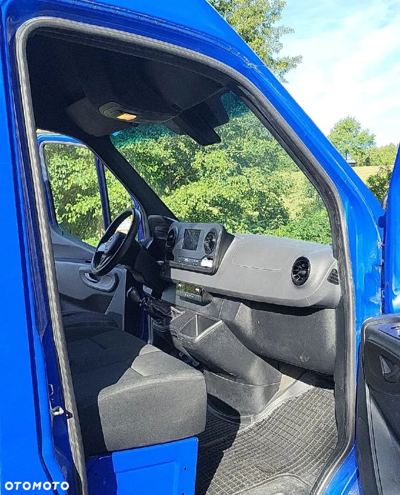 Mercedes-Benz Sprinter 311 - 9