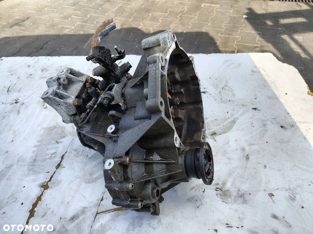SKRZYNIA 5 BIEGÓW LEG VOLKSWAGEN GOLF 6 VI 1.4 16V - 6