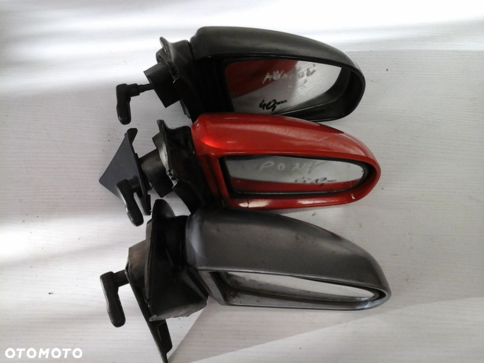 LUSTERKO PRAWE MANUALNE HYUNDAI PONY - 1