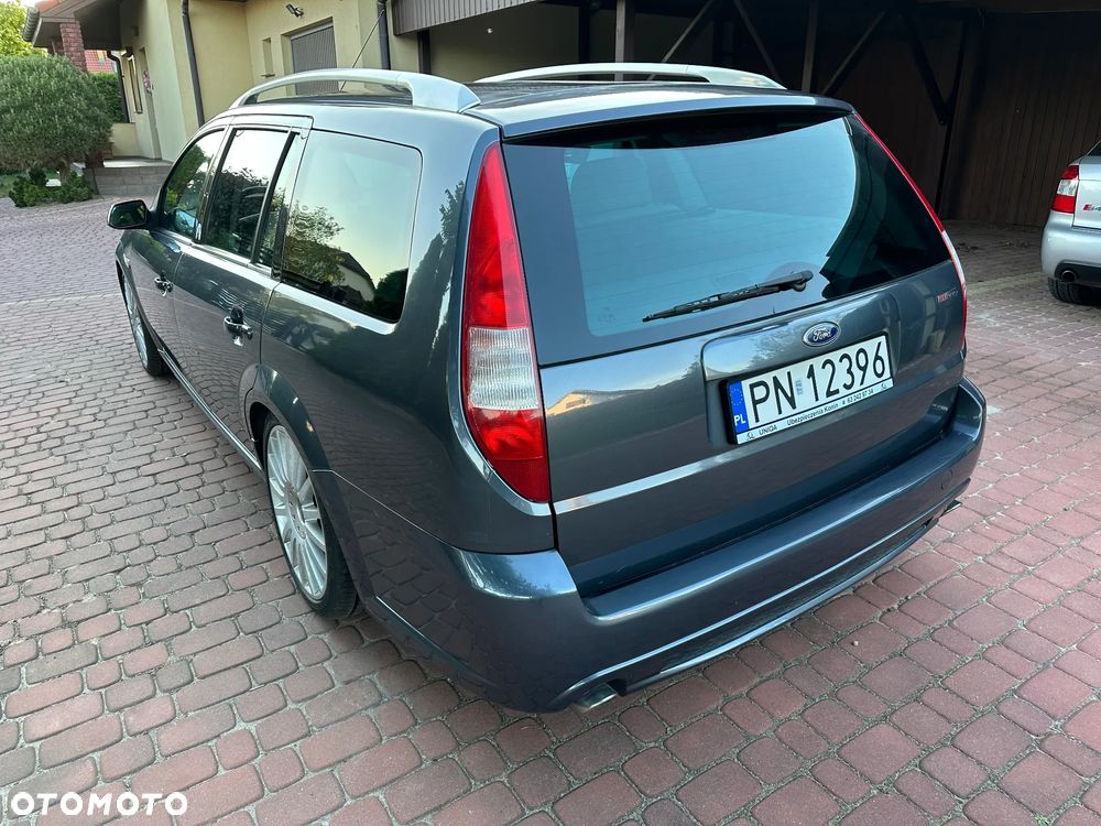 Ford Mondeo V6 ST 220 - 8