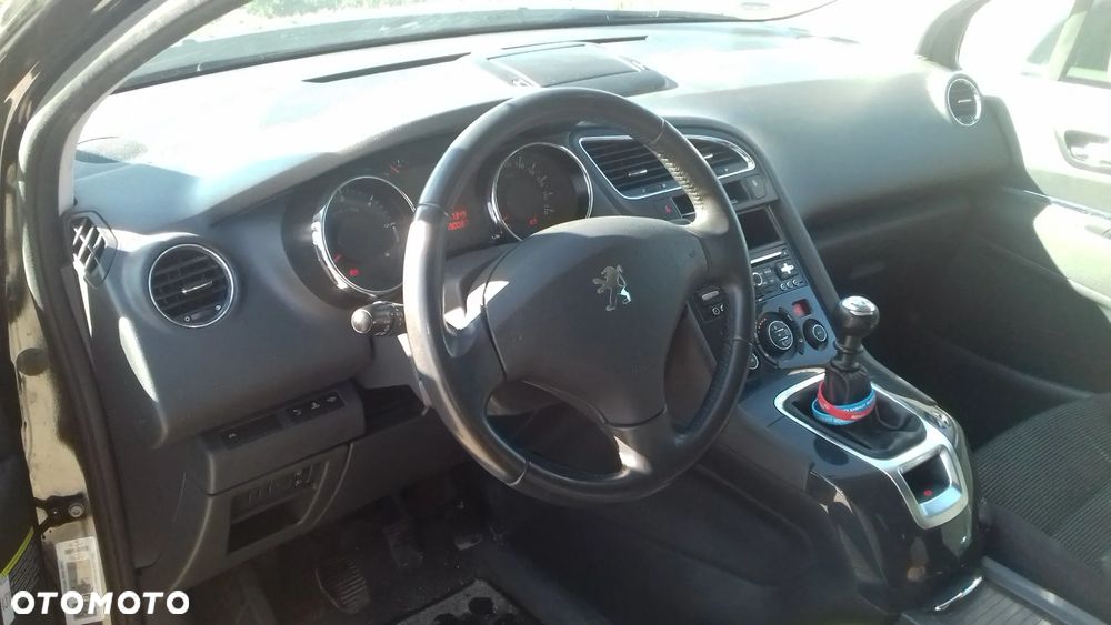 Peugeot 5008 2.0 HDi Allure - 5