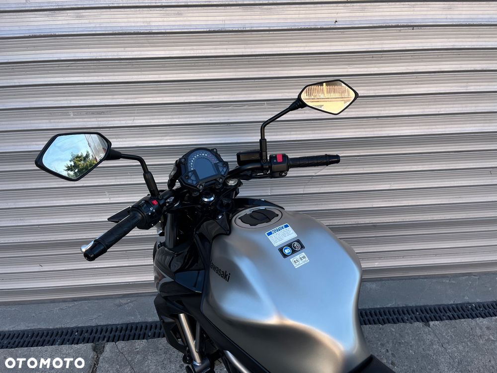 Kawasaki Z 650 - 16