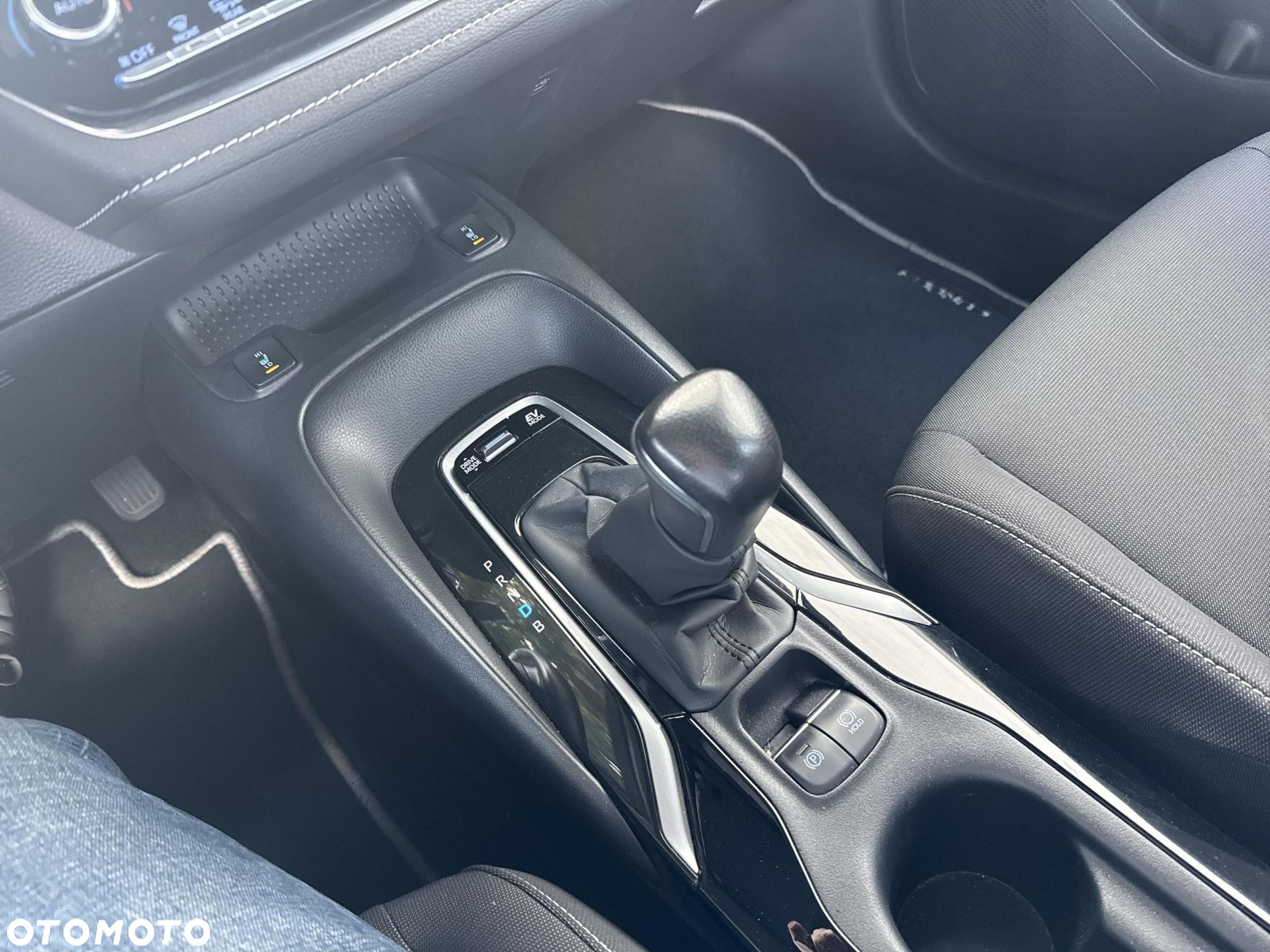 Toyota Corolla - 18