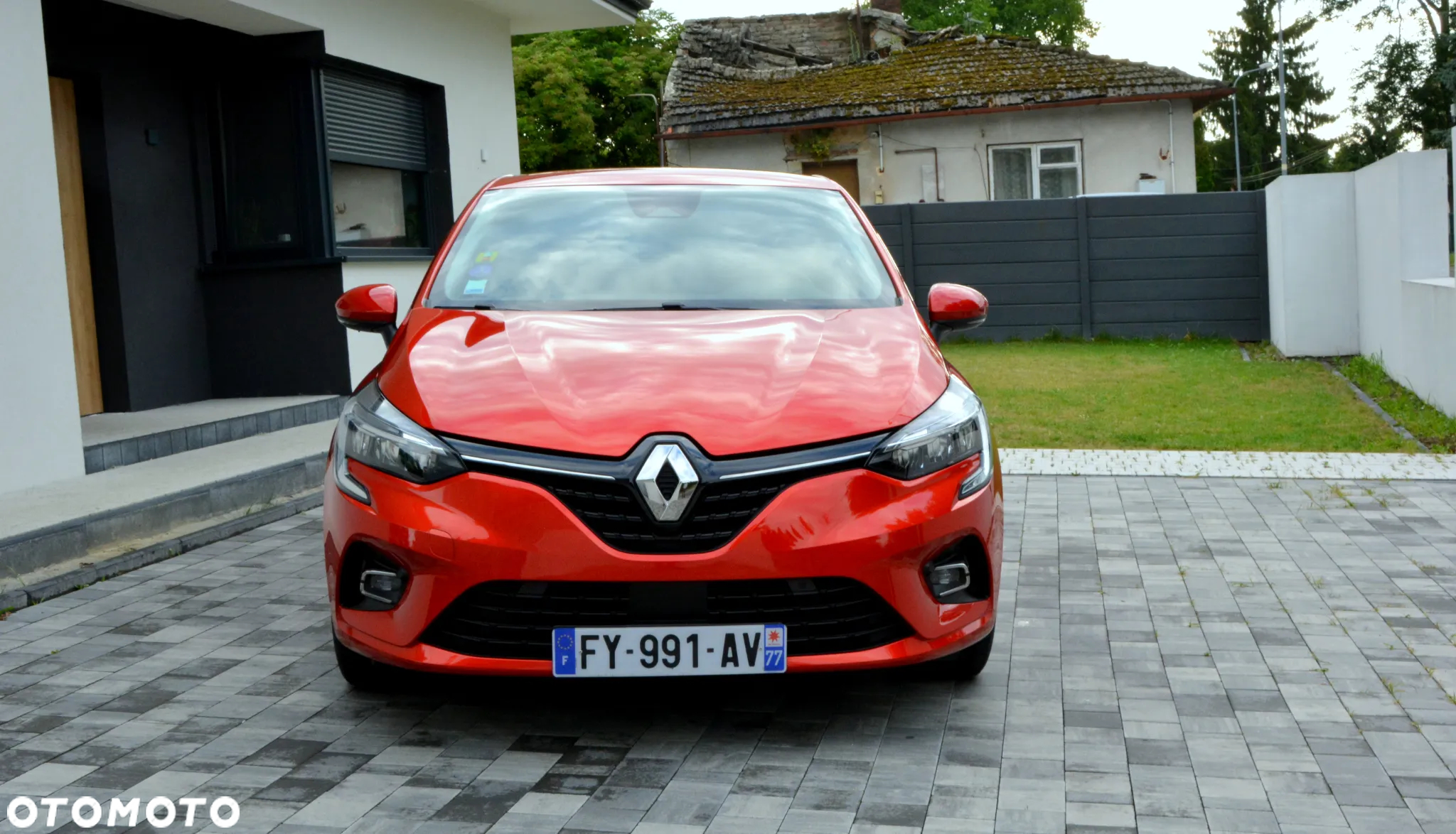 Renault Clio - 2