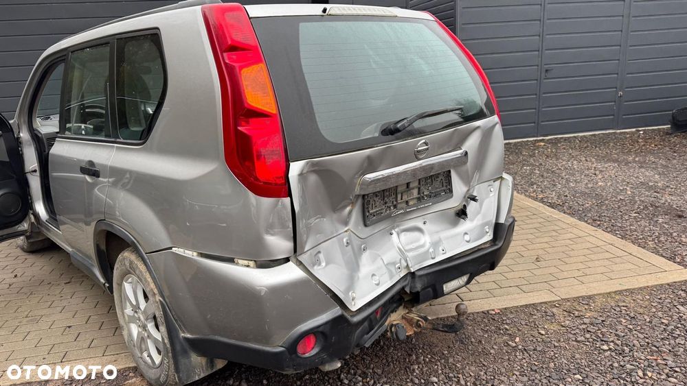 Nissan X-Trail 2.0 dCi 4x4 DPF XE - 6