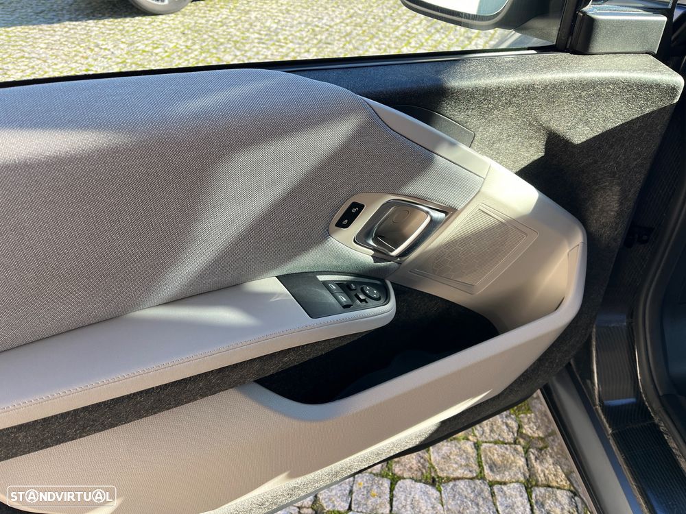 BMW i3 (120 Ah) - 11